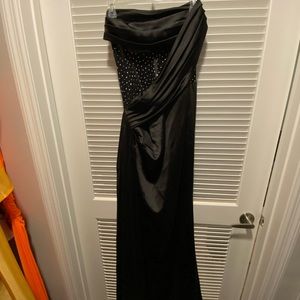 Miss Circle Black Crystalized Corset High Slit Gown